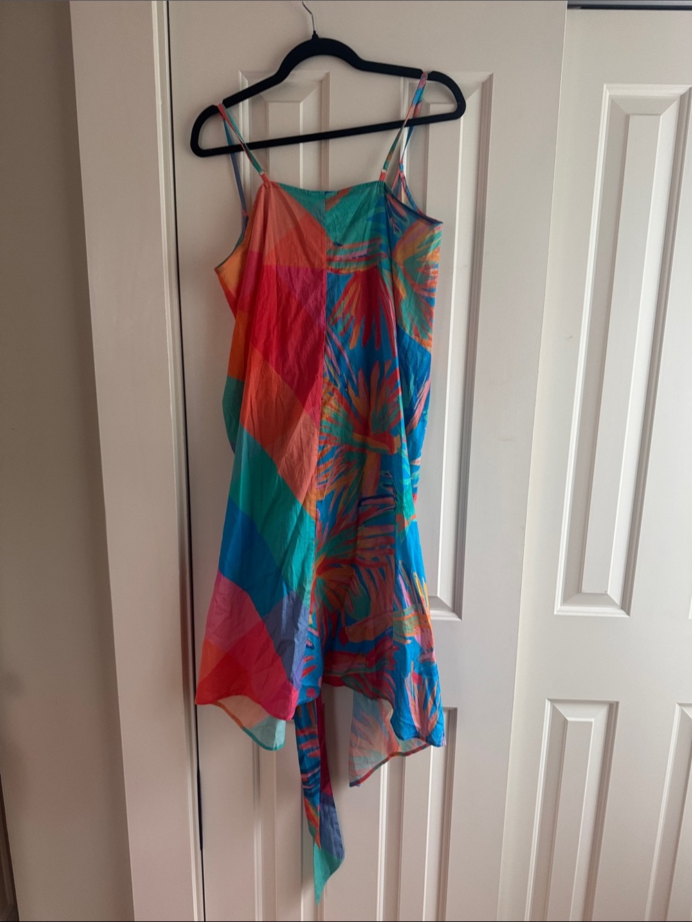 FARM Rio Colorful Tropical Print Cover-up - Picture 3 of 6